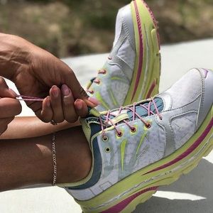 Outdoor voices hoka one one bondi b